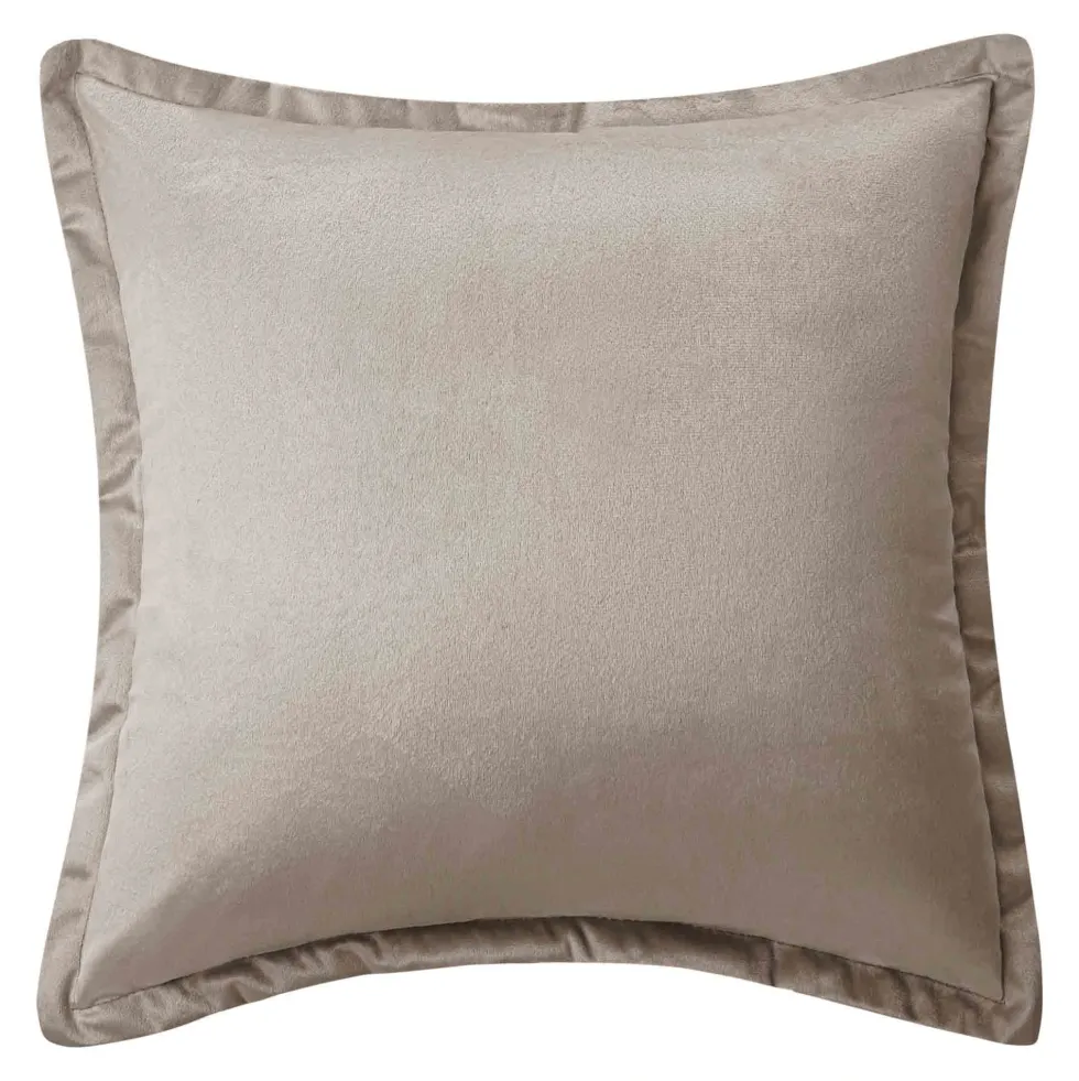 Ciemno Poszewka Velvetowa Do Zasłony SOFT Beżowy
