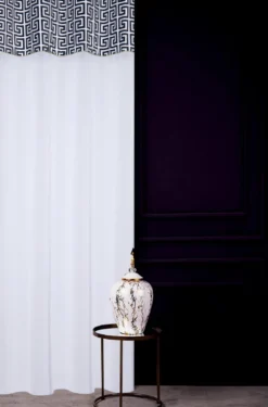 Firana ANTIQUE LIGHT Przelotki Biały