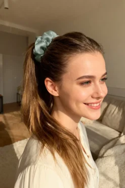 Gumka do Włosów z Jedwabiu Scrunchie Szałwia