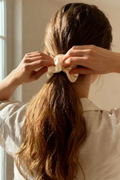 Gumka do Włosów z Jedwabiu Scrunchie Kremowy