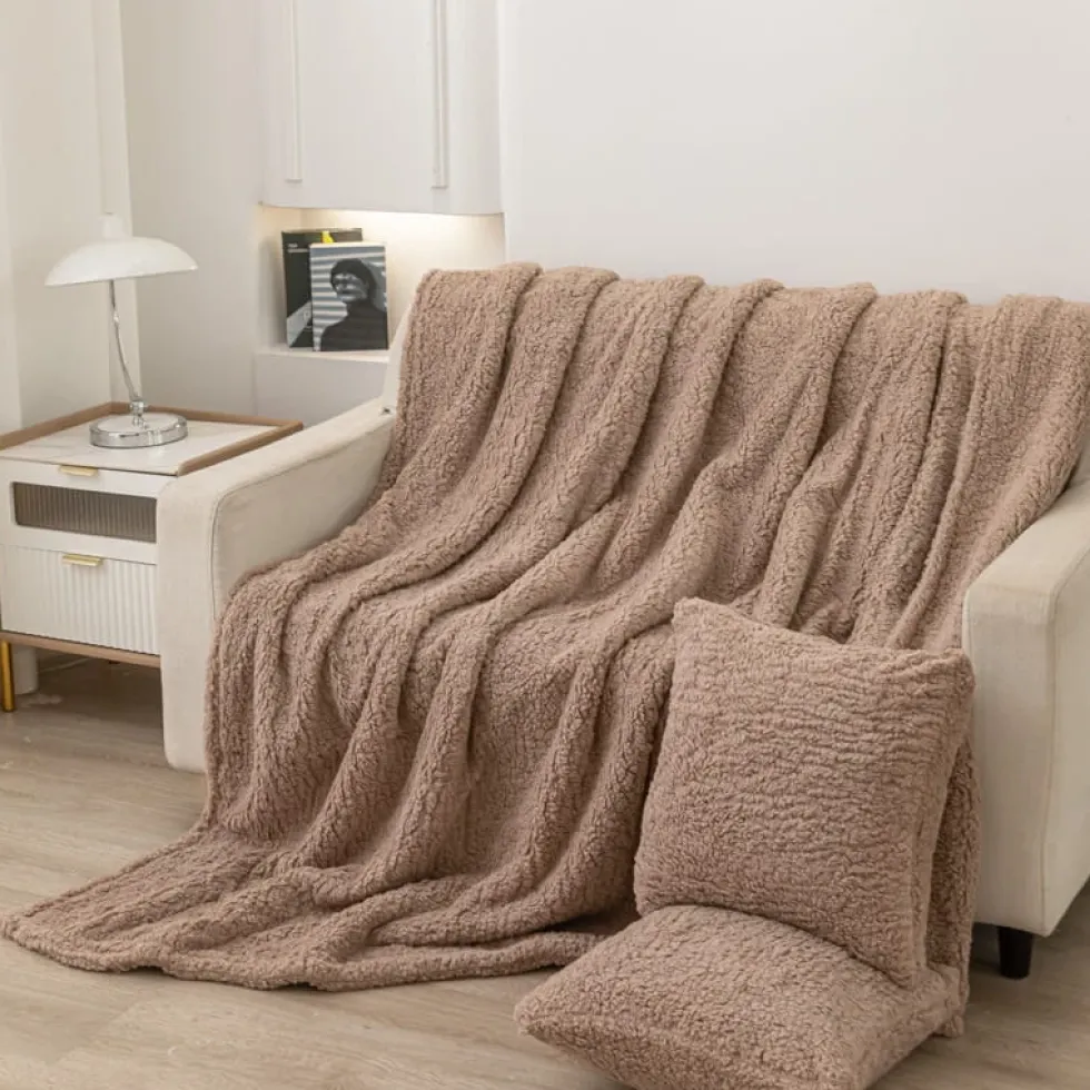 Koc z Bukli Baranek Dreamy Boucle Brązowy
