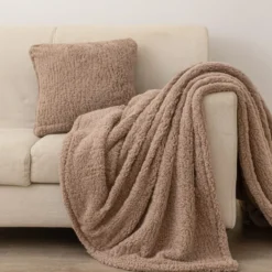 Koc z Bukli Baranek Dreamy Boucle Brązowy
