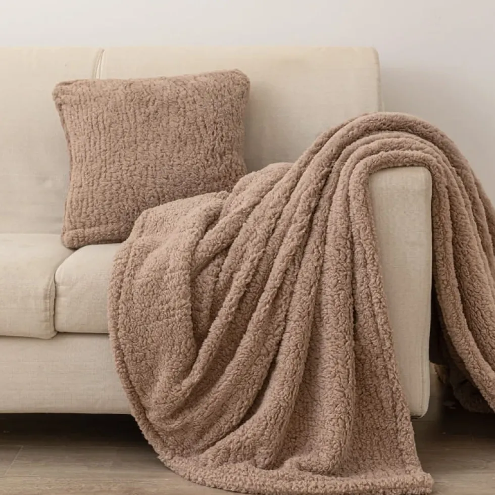 Koc z Bukli Baranek Dreamy Boucle Brązowy