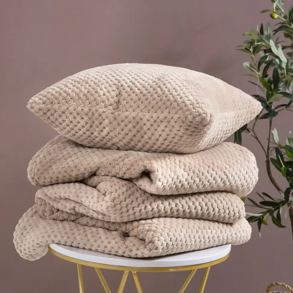 Koc Z Mikrofibry MONTE Taupe