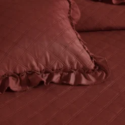 Narzuta Pikowana Z Falbanką RUFFY Bordowy