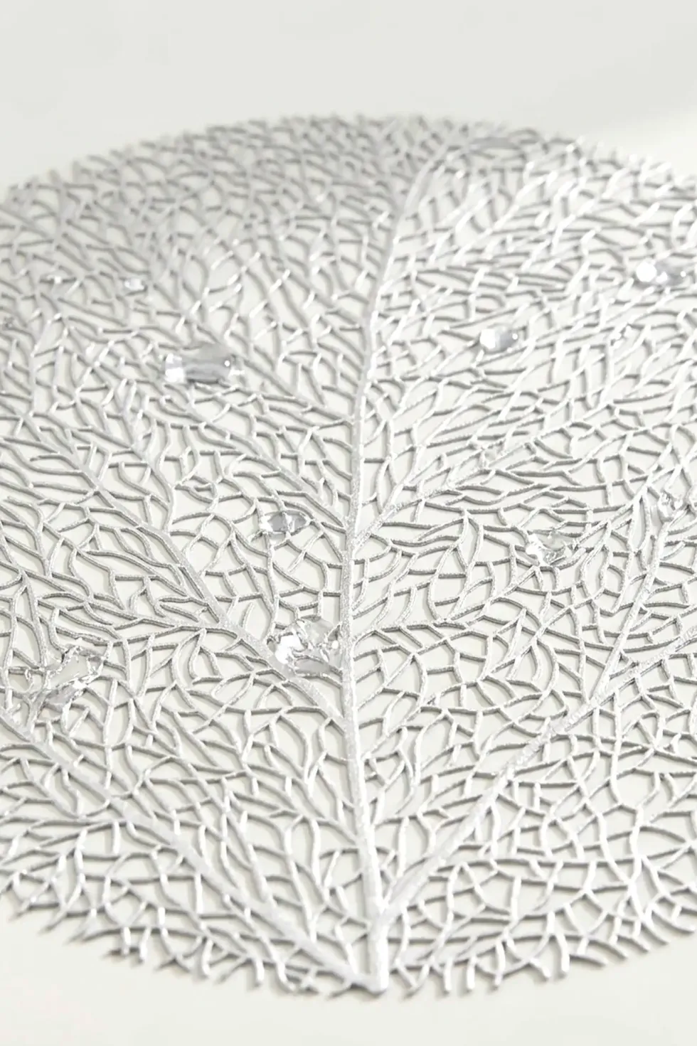 Okrągła Podkładka Kuchenna na Stół LEAF Srebrny