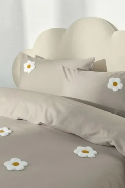 Pościel w Kwiatki Stokrotki CUTY Beżowy
