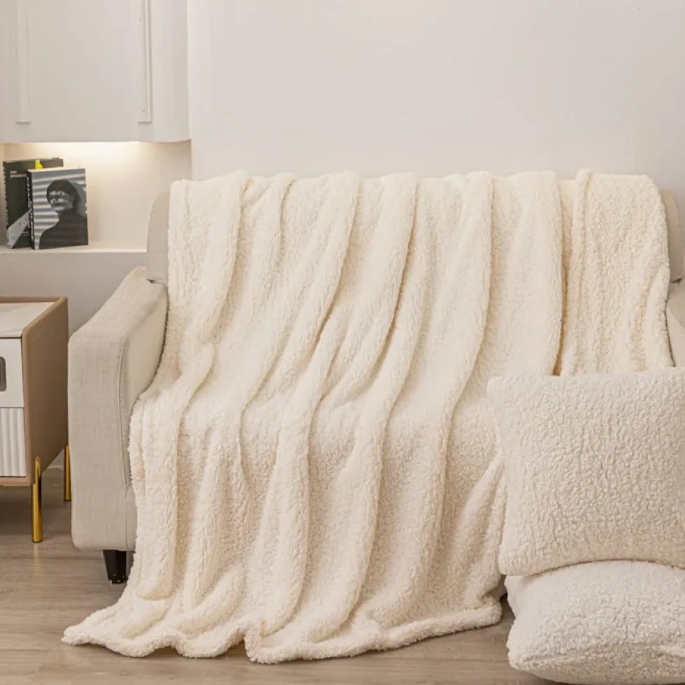 Poszewka z Bukli Baranek Dreamy Boucle Kremowy