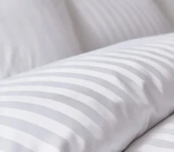 Poszwa Hotelowa Adamaszek 1cm (Zamek) Biały