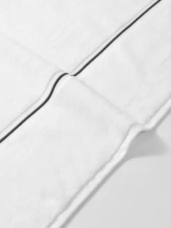 Ręcznik Bawełniany Dekoracyjny z czarną bizą LIBRE Biały