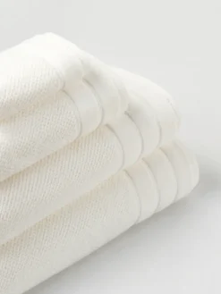 Ręcznik Bawełniany Loren z Aksamitną Bordiurą 550g/m2 Biały