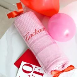 Ręcznik KOCHAM CIĘ Na Walentynki Różowy