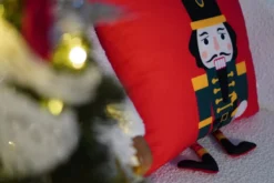 Welurowa Poszewka Świąteczna Nut Cracker Czerwony